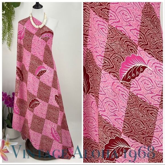 Maroon/Pink Abstract Checkered SARONG Pareo Lavalava Beach Wrap Skirt Summer Sca - Picture 2 of 4